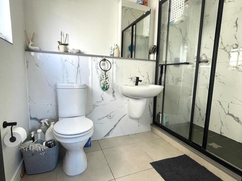 To Let 1 Bedroom Property for Rent in The Huntsman Western Cape